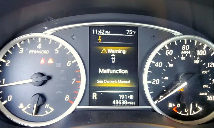 nissan altima master warning lights