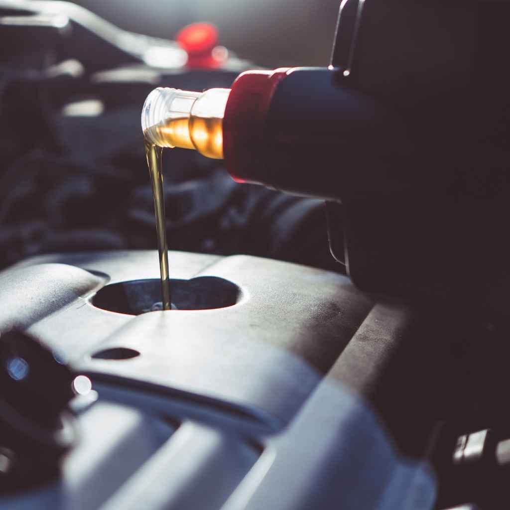 Can You Use Car Engine Oil in a Motorbike