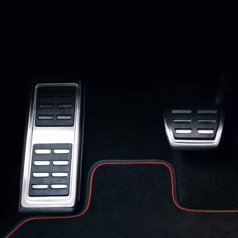 Mastering Smooth Braking in Automatic Cars