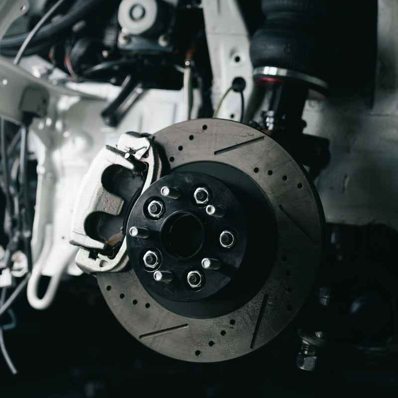 Signs Your Car Brakes Need Replacing