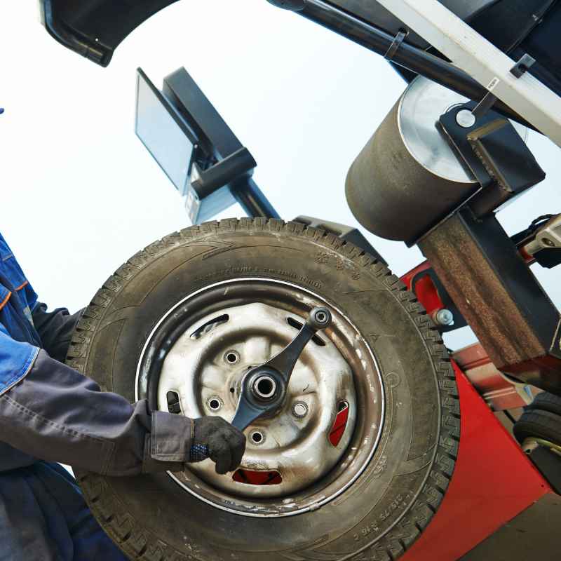 How Do You Know When Car Tyres Need Replacing
