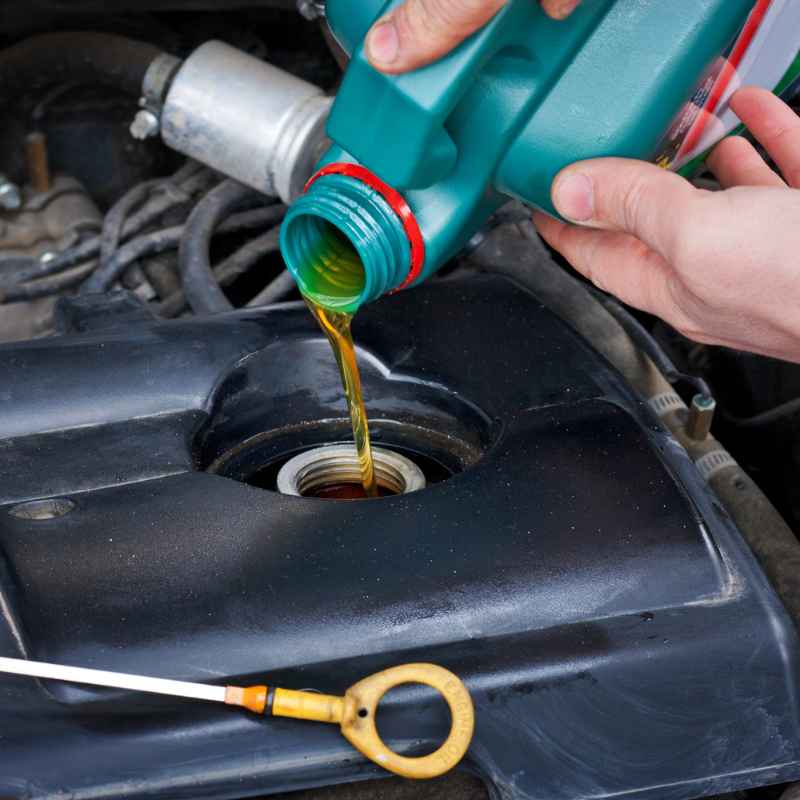 Quick Tips for Maintaining Your Engine Oil Health