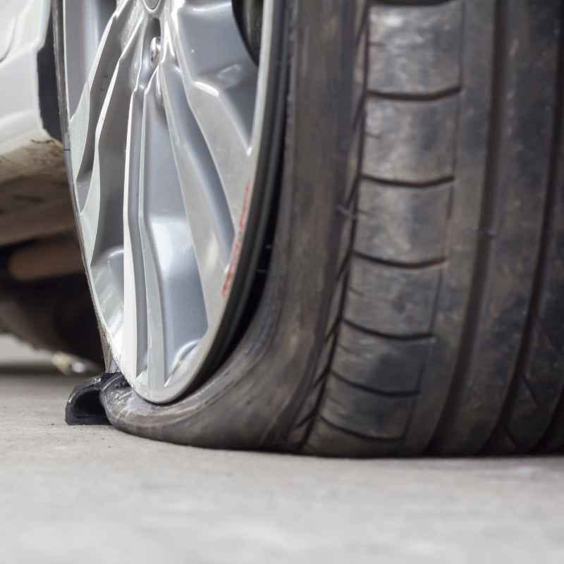 What To Do When Your Car Tire Is Flat