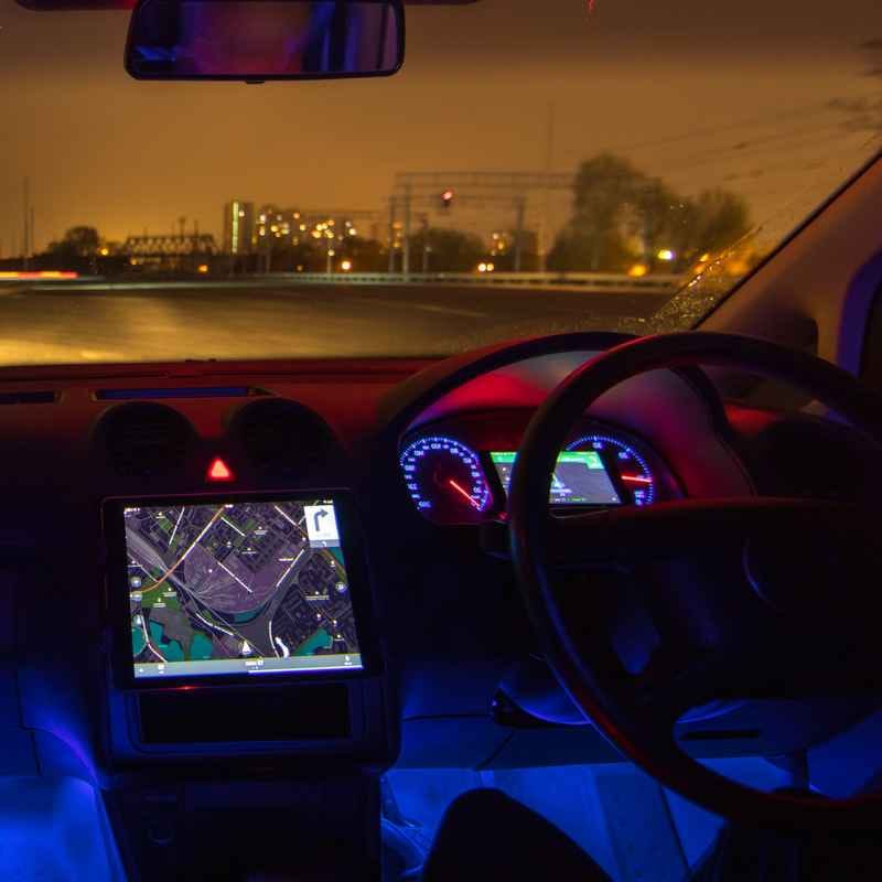 Why Can'T You Drive With The Interior Light On