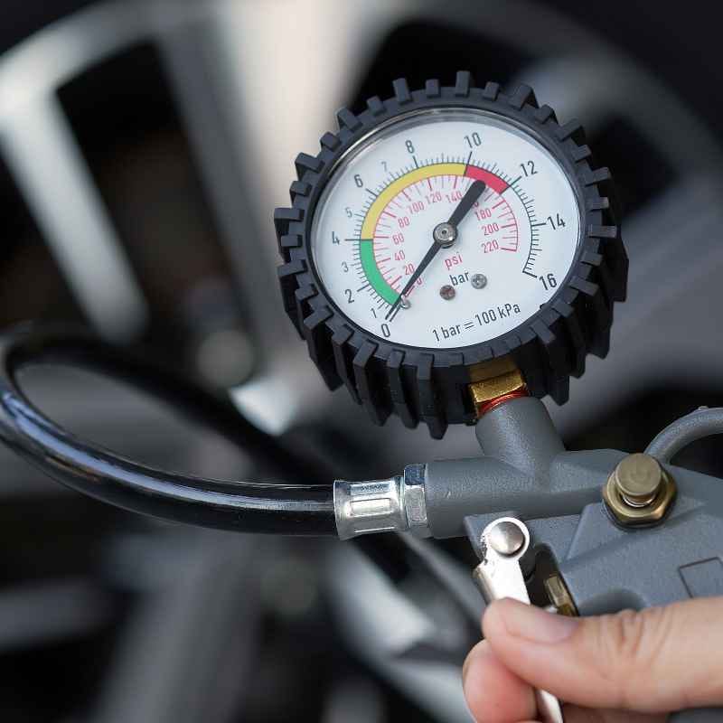 Tips for Maintaining Correct Tire Pressure