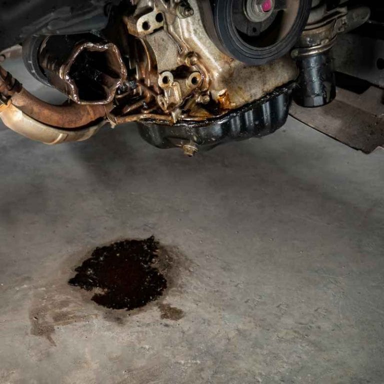 Why Is My Car Engine Oil Leaking?