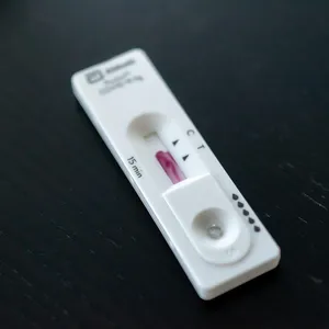 Brake fluid moisture test strips for DOT 3 and DOT 4 fluid