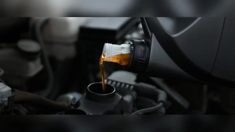 How Long Does Car Engine Oil Really Last? Full Breakdown