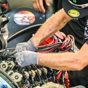 Nitrile mechanic gloves for checking engine oil