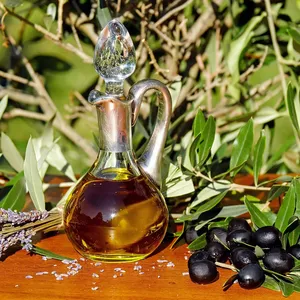 Universal automatic transmission fluid bottle