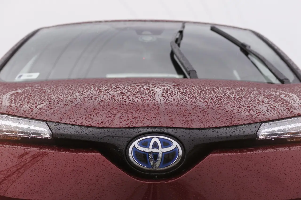 Toyota Camry Hybrid: best all-rounder