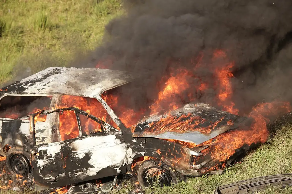 What should be in a roadside emergency kit?